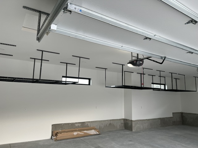 Garage storage system